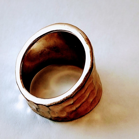 Dimpled Ring Gold Colored - Picture 4 of 8